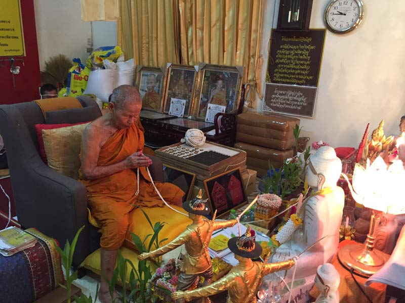 เรียนเชิญสั่งจองวัตถุมงคล พระขุนแผนผงพรายกุมาร ณ วัดอีแงว อ.ขลุง จ.จันทบุรี